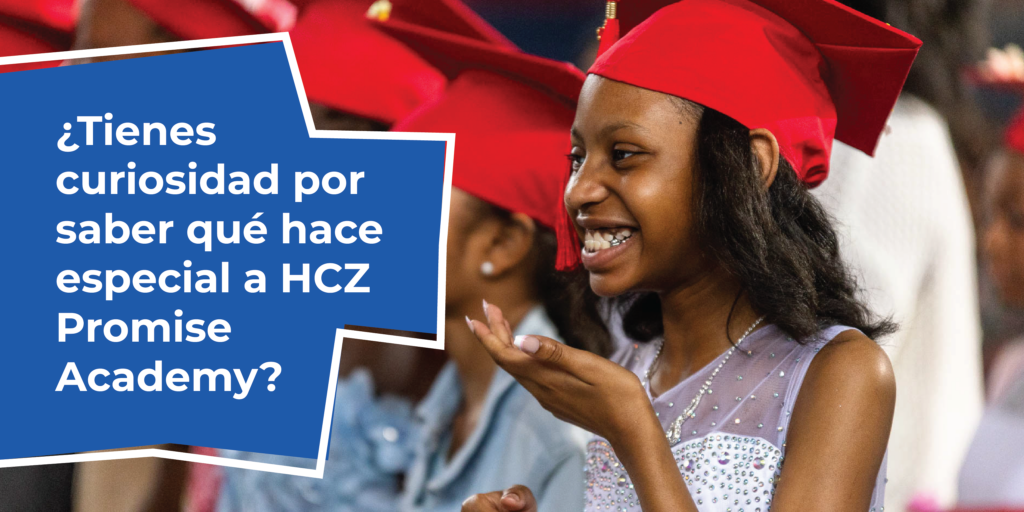 Joven académica sonriendo
